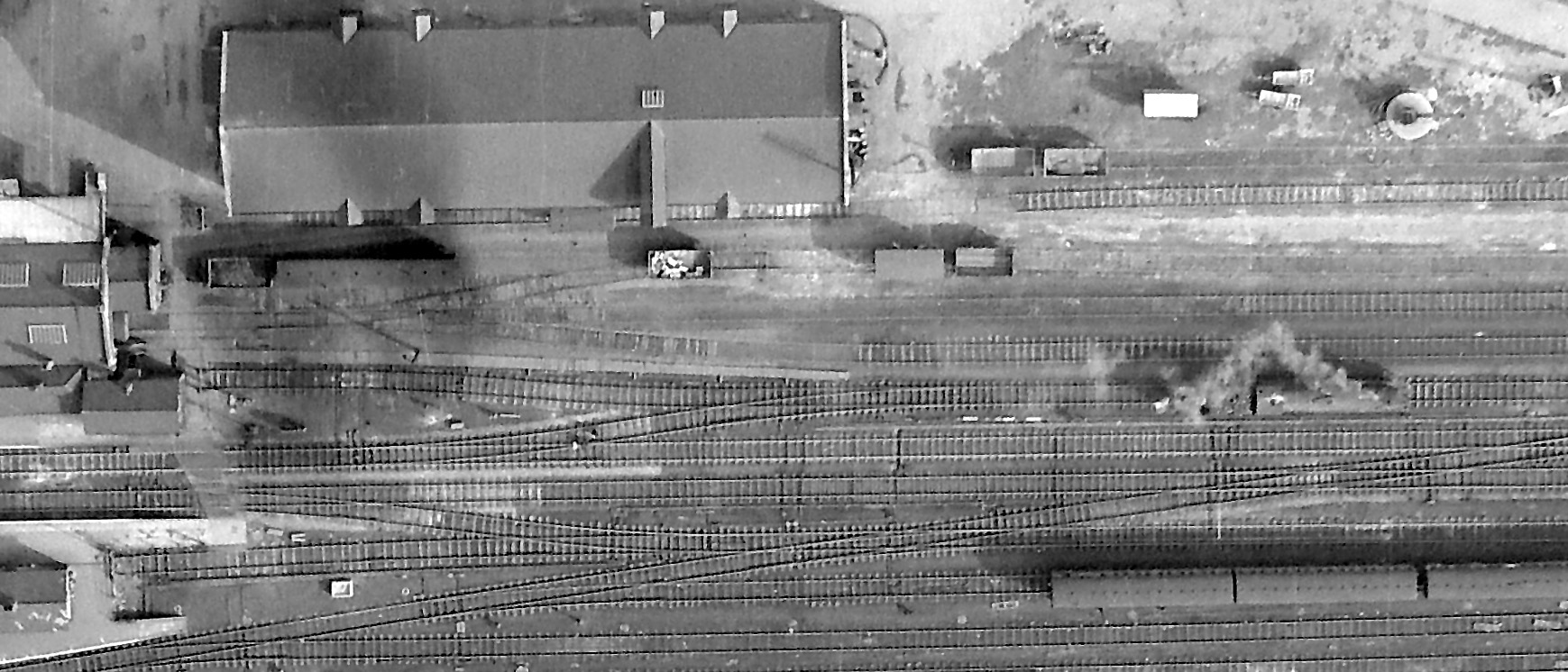 In this photograph the Yard Box is near the left edge of the picture. A passenger locomotive on the goods line is about to back into the engine spur - see the next photograph.
