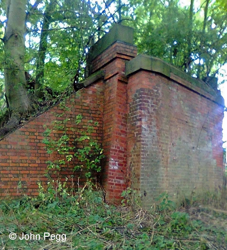 This is the east abutment of the Longmoor Lane bridge.